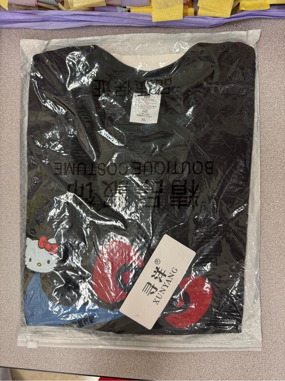 Hello Kids Black Graphic Tee with Red Accent - Picture 5 of 5